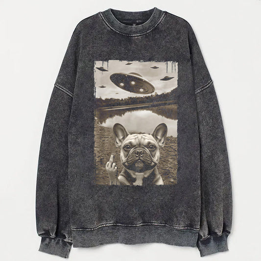 French bulldogs are not afraid of aliens humorous T-shirt