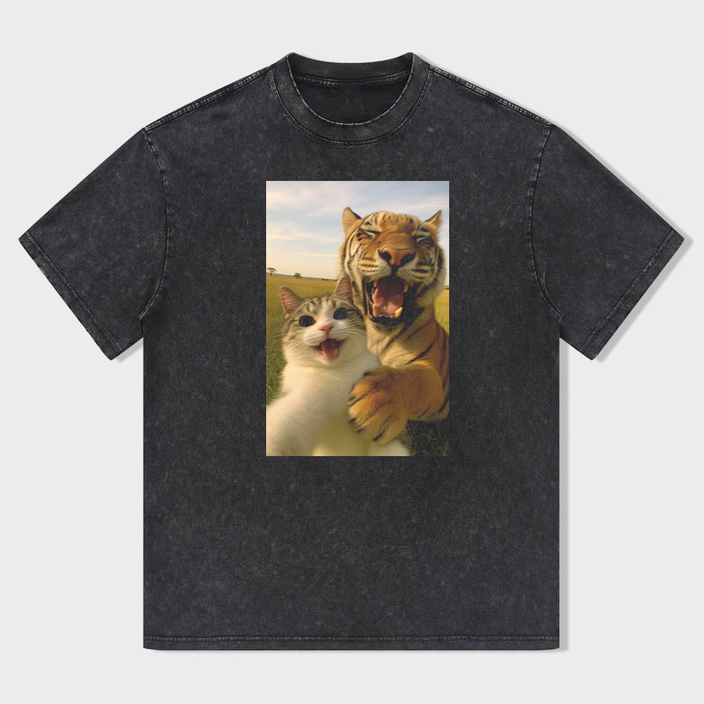 Tiger and Cat Selfie Print T-shirt