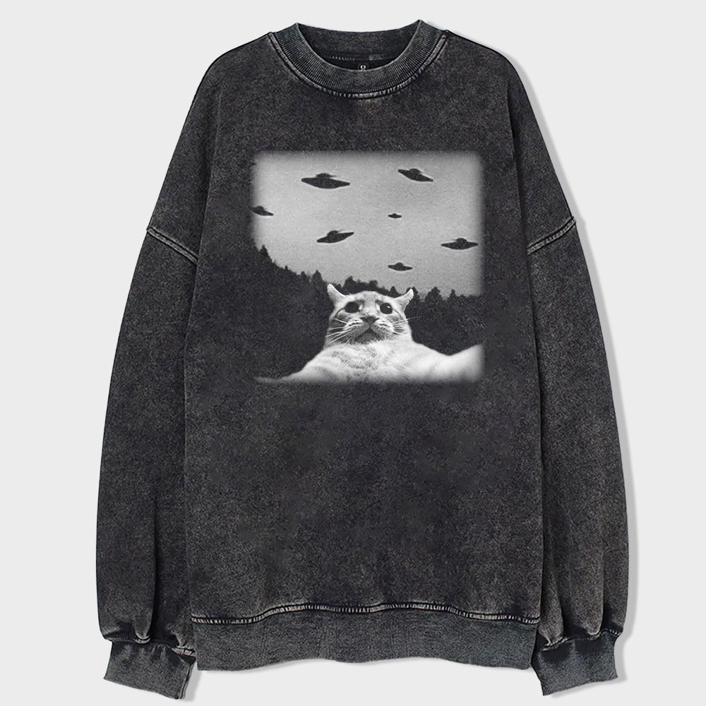 Cat Selfie With UFO Art Acid Wash Sweatshirt - heygraff