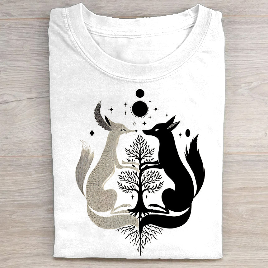 Black and White Cat Silhouette with Tree Design T-Shirt
