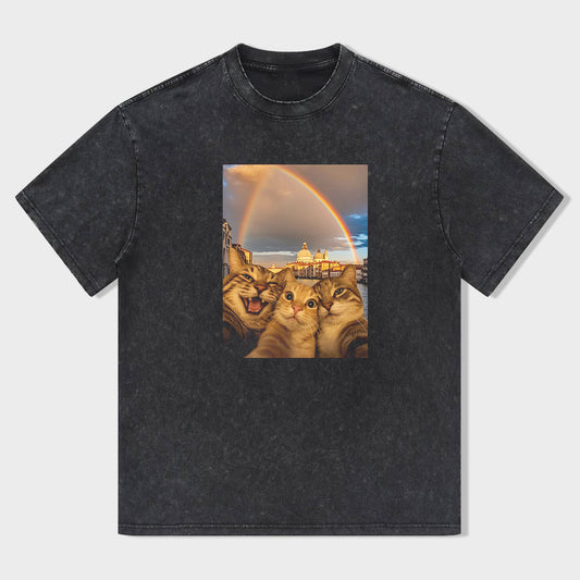 Cat Taking Selfie Funny T-Shirt