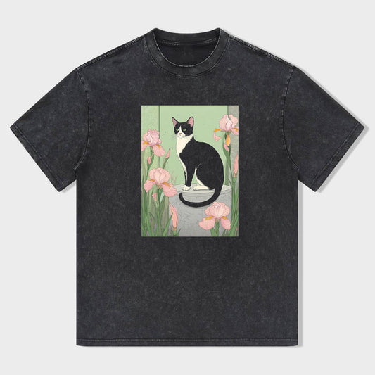 Black Cat Graphic T-Shirt