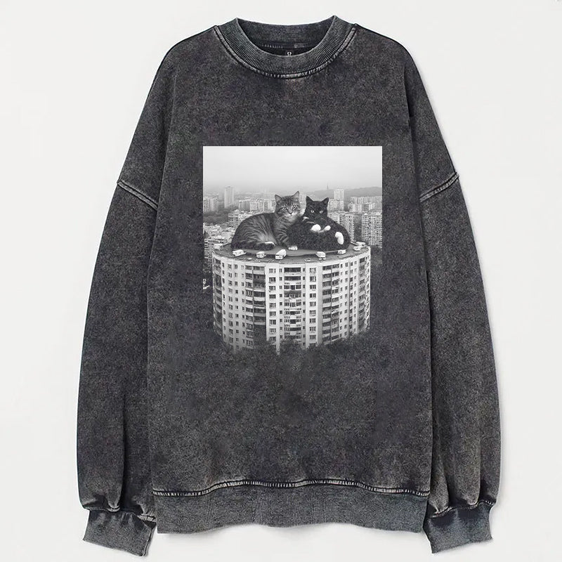 Black Graphic T-Shirt with Cat Print - Oversized Fit T-Shirt