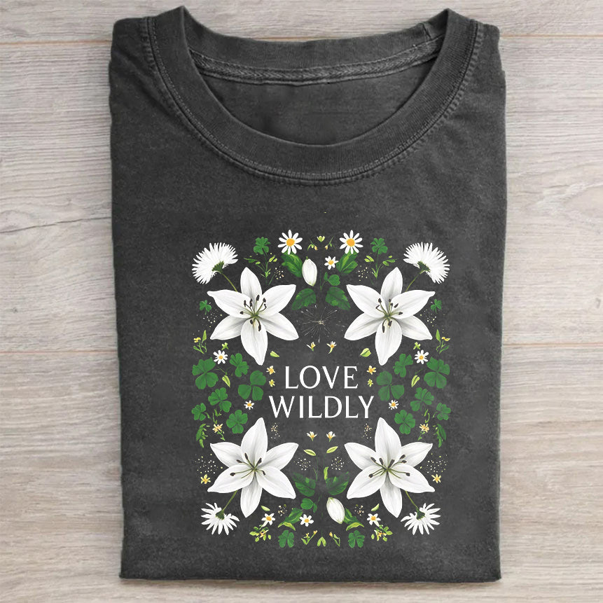 Classic T-Shirt Black Floral Love Wildly Print for Casual Wear