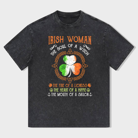 Retro St. Patrick's Day The Soul Of A Witch Unisex T-Shirt - heygraff