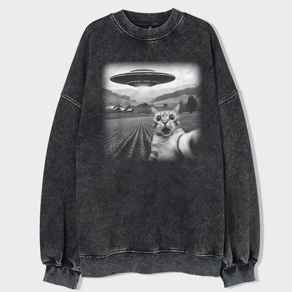Cat Selfie With UFO Art Acid Wash Sweatshirt - heygraff