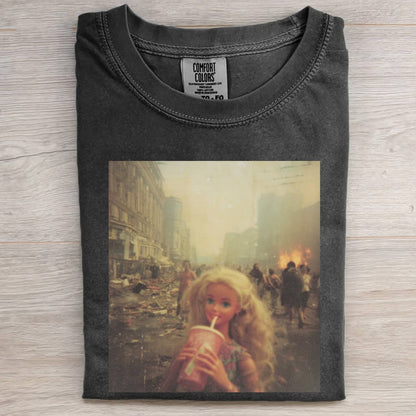 BARBIE WITH A DRINK SHORT SLEEVED T-SHIRT