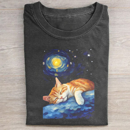 Short Sleeve Black T-Shirt with Dreamy Cat and Galaxy Print for Casual Wear