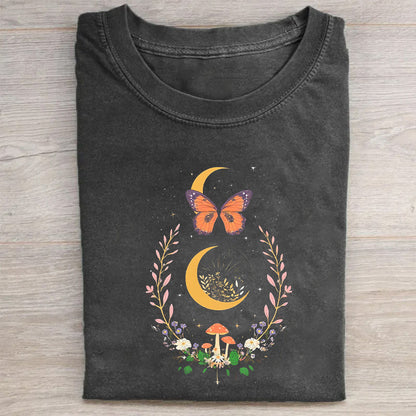 Short Sleeve Black T-Shirt with Crescent Moon Butterfly Floral Print for Casual Wear