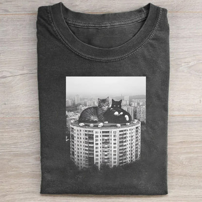 Black Graphic T-Shirt with Cat Print - Oversized Fit T-Shirt