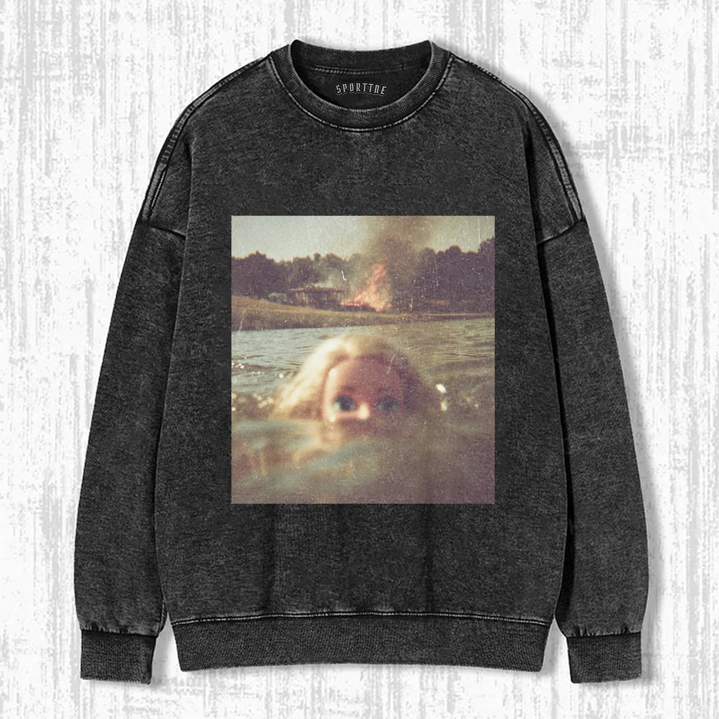 SWIMMING BARBIE GIRL SHORT SLEEVE T-SHIRT