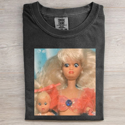 DOLL GIRL MEME T-SHIRT. 7.15