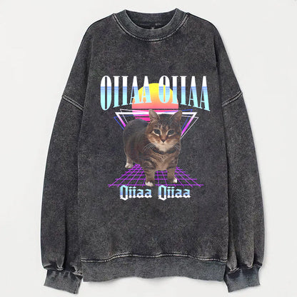 OIIA OIIA CAT Spinning Cat Funny  T-Shirt