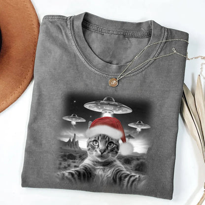 Christmas Cat Selfle With UFO Art Acid Wash Sweatshirt