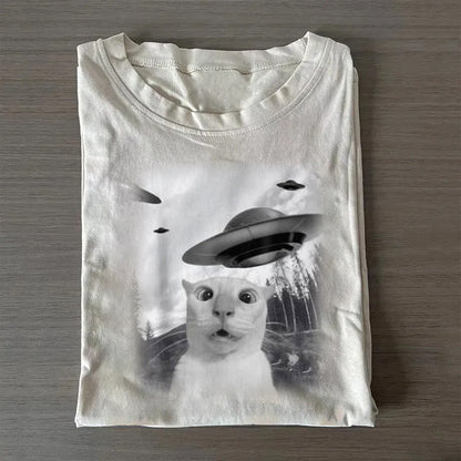 Cat-selfie-with-UFO-washed cotton T-shirt