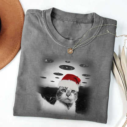 Christmas Cat Selfle With UFO Art Acid Wash Sweatshirt