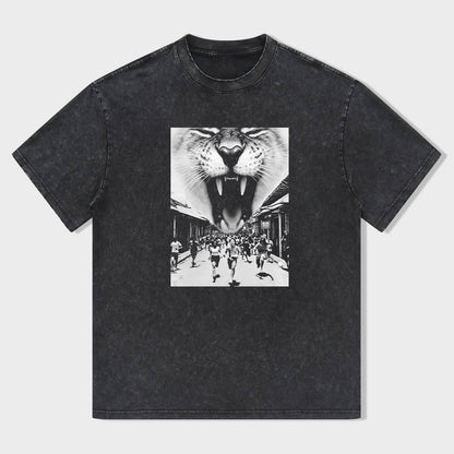 Men's Graphic T-Shirt with Roaring Tiger and Runner Print Black Tee