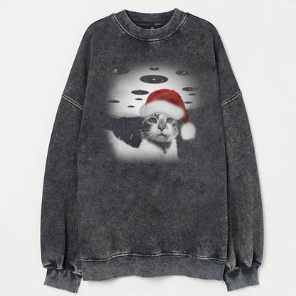 Christmas Cat Selfle With UFO Art Acid Wash Sweatshirt - heygraff