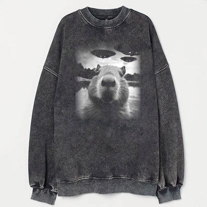 Christmas Capybara Selfle With UFO Art Acid Wash Sweatshirt - heygraff