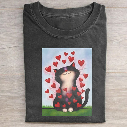 Cute Cat with Hearts Print Black T-Shirt for Casual Wear