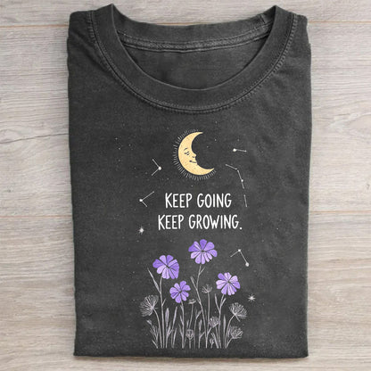 Short Sleeve Black T-Shirt with Keep Going Keep Growing Moon and Flowers Print for Casual Wear